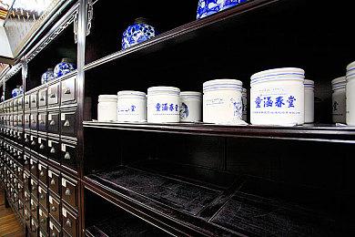 神谷英树监督弹幕游戏《太阳登陆舰》12月9日上市